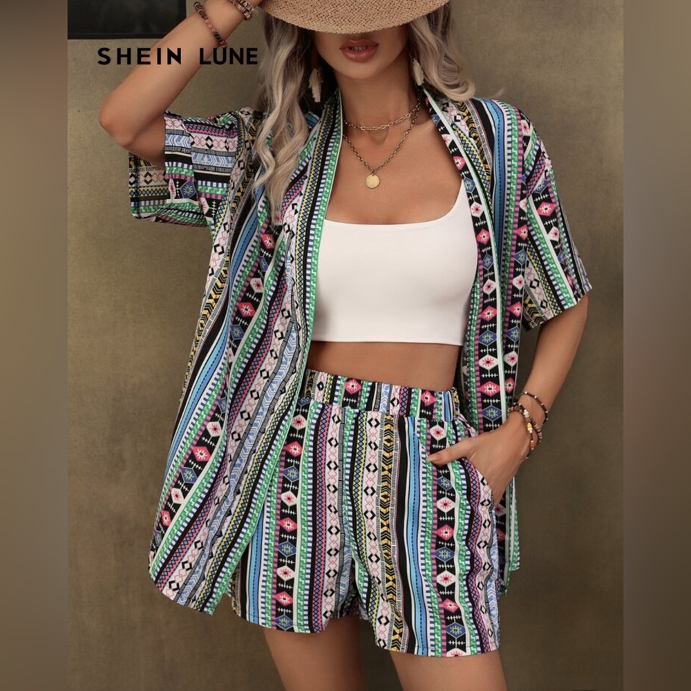 Multicolor Geometric Two-Piece Set